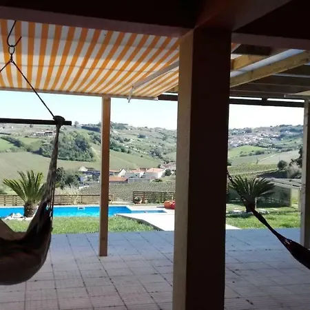 Linda Casa Com Piscina E Vistas De Tirar O Folego *